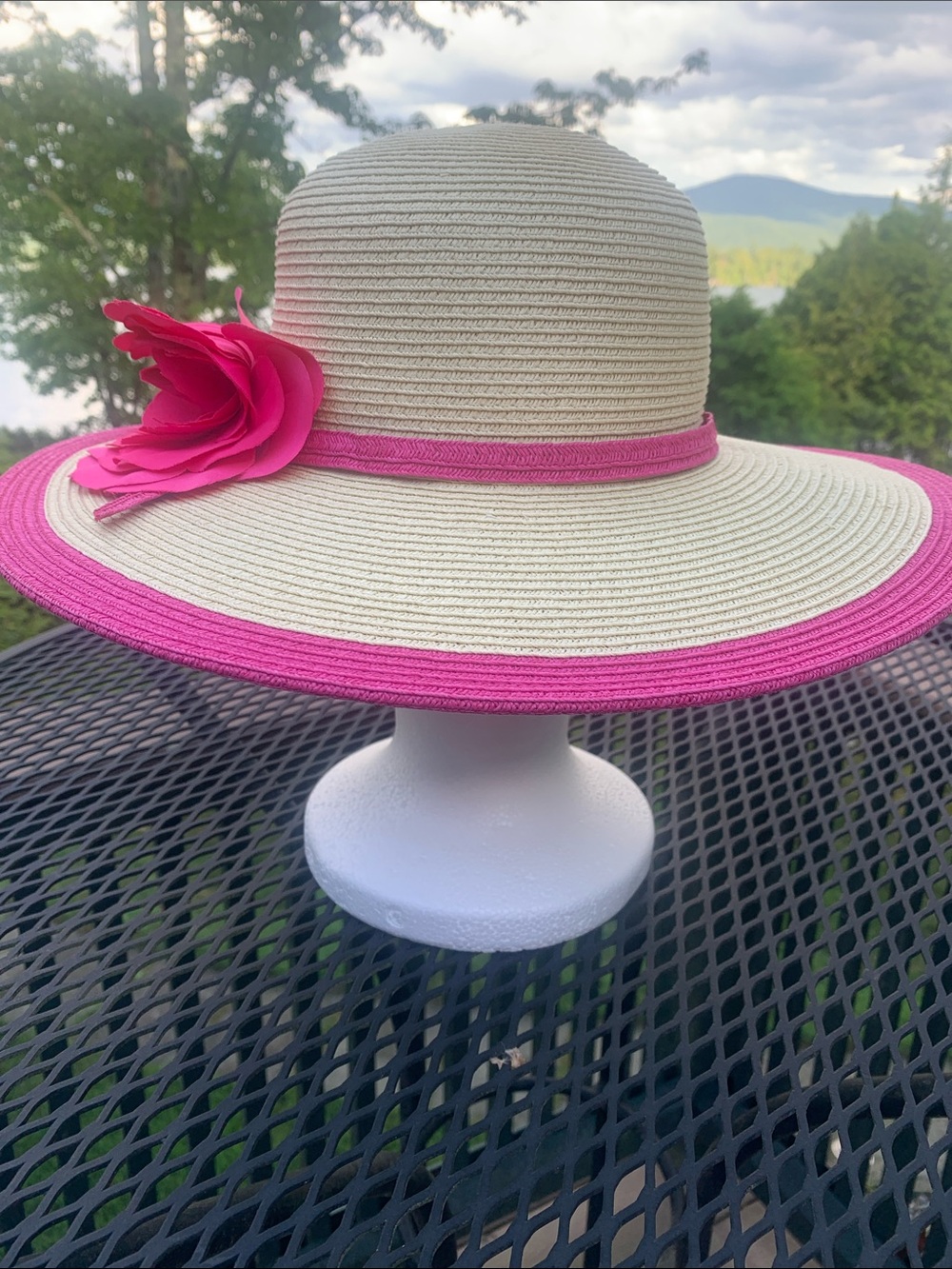 Wide Brim Straw Sun Hat with Pink Trim and Flower, SCALA